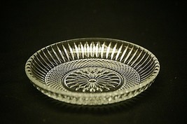 Vintage Clear Glass Tidbit Dish Ribbed Sides Dotted Flower Bottom Unknown Maker - £7.11 GBP