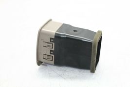 1999-2006 CHEVROLET SILVERADO TAHOE DRIVER LEFT SIDE AIR VENT TAN H0104 image 4