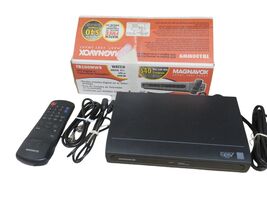 MAGNAVOX TB100MW9 DTV Digital to Analog TV Converter Box w/Remote OPEN B... - $14.80