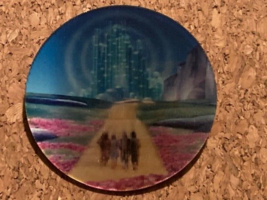 1998 WB Wizard Of Oz Lenticular Pin Movie Theatre Promotional Pin 2.5&quot; - $9.41