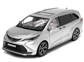 Toyota Sienna Minivan Silver Metallic 1/24 Diecast Model Car - £38.52 GBP