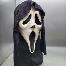 Ghost face Scream Mask Fun World 88490 Easter Unlimited. RARE MASK APR-JUN 2010 - £48.20 GBP
