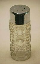 Windsor Clear Federal Glass Button &amp; Cane Salt or Pepper Shaker Plastic ... - $9.89