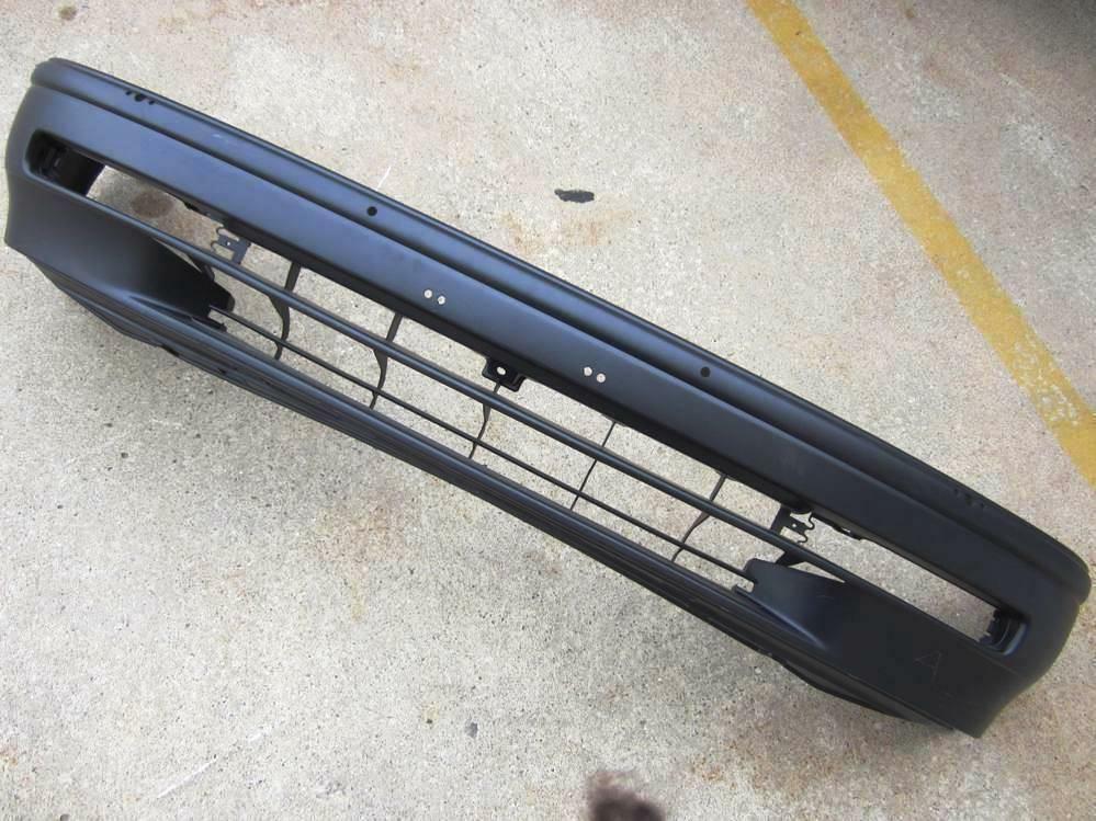 OEM New 1992-1993 Genuine Honda Accord Front Bumper Cover 71101-SM2-E00ZZ - £252.76 GBP