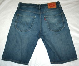 Levis 569 Medium Wash Blue Denim Jean Shorts Men&#39;s Size 32 Red Tab - £17.21 GBP