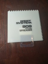 West System Plastic Notched Spreader Thin Straight Edge 4 In x 4 In Whit... - £4.65 GBP