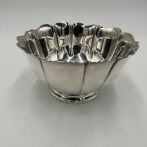 Antique Lawrence B Smith Small Bowl Lbs Co Silver Plate 1897 Serveware Dining - £43.21 GBP