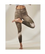 Athleta Elation Watercolor Stripe 7/8 Tight - $736.44 MXN