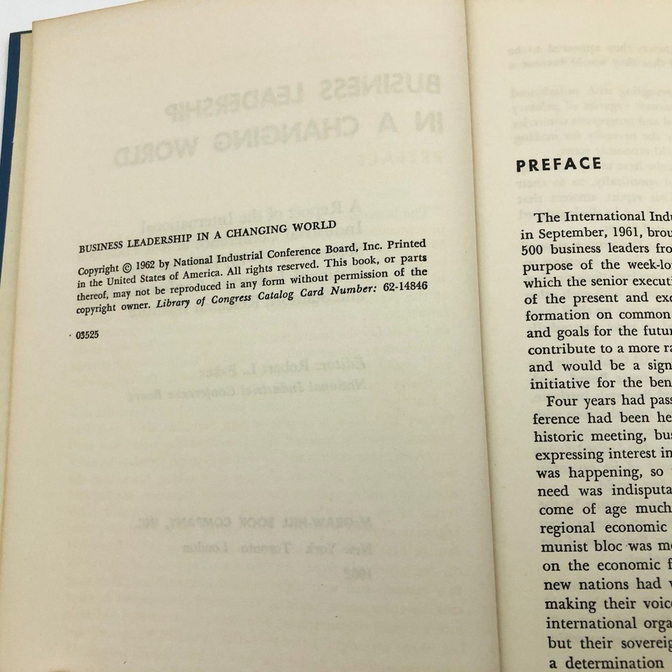 Business Leadership in a Changing World R L Baker HBDC 1962 Item image 7