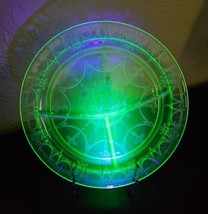 Anchor Hocking Cameo Ballerina Green Uranium Glass 10 1/2&quot; Grill Plates ... - €42,53 EUR