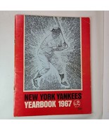 Mickey Mantle Jim Bouton Signed 1967 New York Yankee Yearbook Autographs - £254.20 GBP