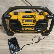 Dewalt DC012 Jobsite Radio 18V Battery Charger 3 AC Outlets Tested iPhon... - £73.16 GBP