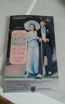 Vintage Easter Parade 1984 VHS Clamshell Judy Garland Fred Astaire MGM - £23.97 GBP