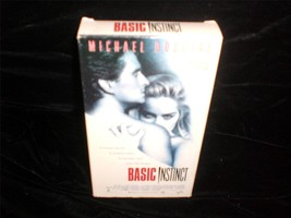 VHS Basic Instinct 1992 Michael Douglas, Sharon Stone, George Dzundza - £5.50 GBP