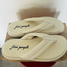 FREE PEOPLE Wonderland Leather Sandal Flip Flop, Size 10, White, NWT - £65.17 GBP