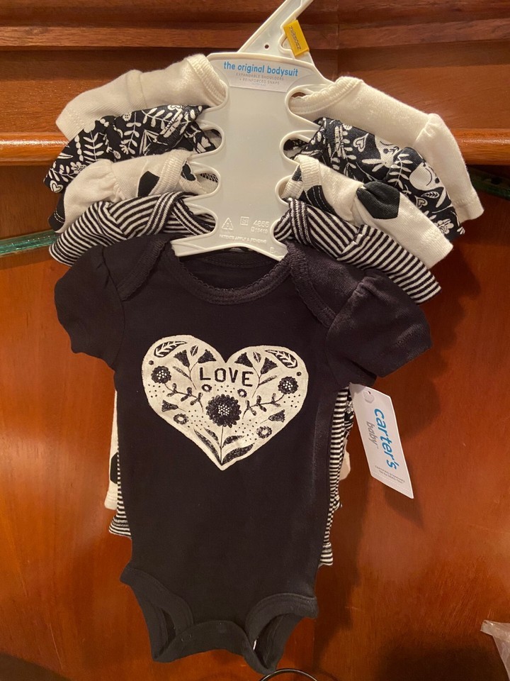 Carter&#39;s Girl&#39;s Black &amp; White 5 Short sleeve Bodysuits Newborn *NEW W/TA... - $14.99