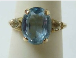 Beautiful 10K Gold Ring Size 5 Robin Egg Blue CZ - £153.77 GBP