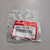 1986-2023 HONDA BACKUP LAMP BULB NEW GENUINE OEM PART 34901-TK8-A01 - $221.75 MXN