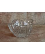 Mikasa Lydia Tulip Thick Ribbed Glass Bowl DH3007 - $8.00