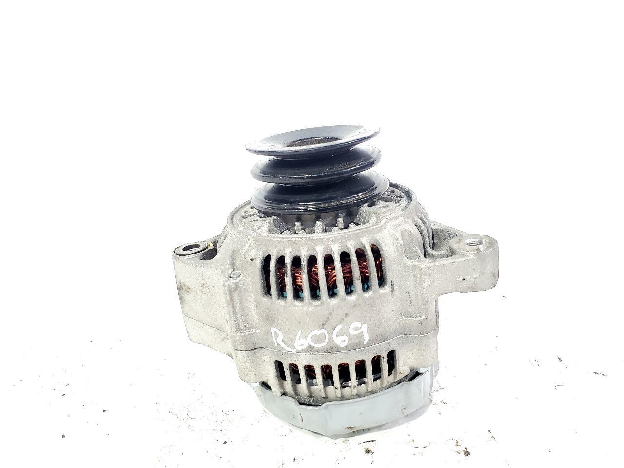1996 Toyota Landcruiser OEM Alternator 4WD 80 AMP Item image 6
