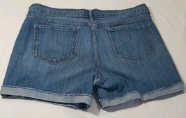 Old Navy The Sweetheart Jean Shorts Women&#39;s 14 Mid Rise Denim Cuffed 36x5 - $13.85