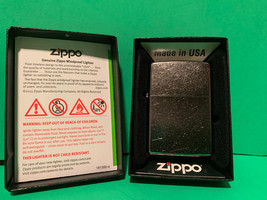 NIB - Genuine Zippo 207 Regular Street Chrome Windproof Lighter - $14.99