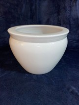White Plain Flower Pot Made In China - £15.78 GBP