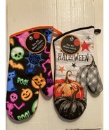 Halloween kitchen 2 pc set oven mitt skeleton cat bat web spider pumpkins - $23.28 CAD