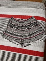 Derek Heart Girl Multicolor stripes shorts w/pompom trim M 10/12. 330 - $6.00