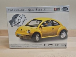 Burago Testors Volkswagen New Beetle 1:24 Scale Model Kit NIB - $27.06