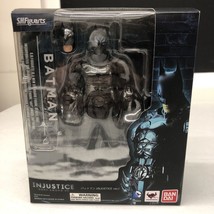 Batman Figure Injustice Gods Among Us 2014 S.H.Figuarts Bandai Complete in Box - £51.14 GBP