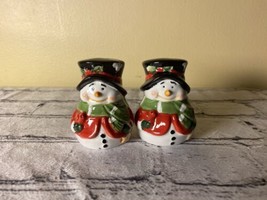 Vintage Snowman Salt And Pepper Shakers Set Porcelain - $14.95