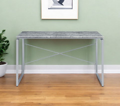 47&quot; Gray and Black Writing Desk - $3,754.70 MXN