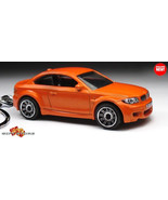    VERY RARE KEYCHAIN BURN ORANGE BMW 1 M SERIES M1 GREAT GIFT - $65.98
