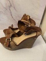 Guess Brown Wedges  - $376.33 MXN