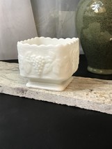 Vintage Anchor Hocking Square Grape White Milk Glass Box Planter or Cand... - £6.04 GBP