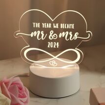Percozzi Night Light LED Mr and Mrs Wedding Gift 2024 Couples Decor - €3,56 EUR Percozzi Night Light LED Mr and Mrs Wedding Gift 2024 Couples Decor - €3,56 EUR