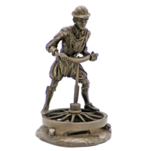 Franklin Mint 1978 The Wheelwright The Master Craftsmen of the Renaissan... - $19.79