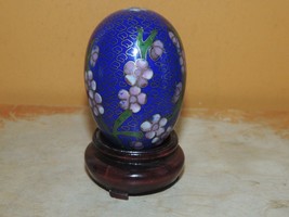 Cloisonné Egg 2.5&quot; Stand Cloisonne Floral Blue Pink Enamel upside-down C... - $17.09