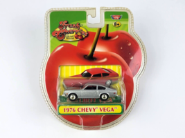 Fresh Cherries 1976 Chevy Vega Motormax Silver Car 1:64 2006 New in Package - £15.50 GBP