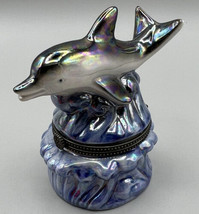 Figurines Dolphin Trinket Box Round Blue White Gray 2&quot;Diameter 4.5&quot; Tall - £9.02 GBP