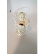 DEPARTMENT 56 SNOWBABIES &quot;A GIFT FOR YOU&quot; JANUARY CHRISTMAS NEW IN BOX NIB  - $379.94 MXN