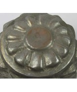 Primitive  heavy copper covered in tin mold - $690.89 MXN