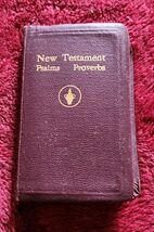 VTG 1958 Gideons New Testament Psalms Proverbs Mini Pocket Bible - $14.99