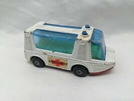 Matchbox 1971 Stretcha Fetcha Ambulance Toy Car 3&quot; - $8.90