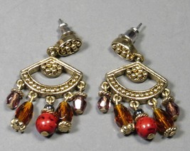 Earrings Pierced 1.5" NAPIER Heavy Yellow Plated Dangles Red Amber Colored Beads - $9.77