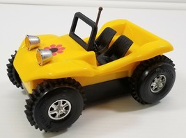 N) Vintage Botoy Super-Climbing Tumble Yellow Buggy Car 1980s - $457.39 MXN