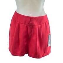 JENNIFER LOPEZ Women&#39;s Red Pleated Shorts Size 6 - $22.49