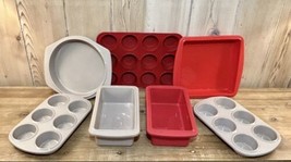 Set of 7 ~ Crofton Silicone Bakeware Cake Muffin Loaf Bundle - $37.39