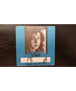 GLORIA ESTEFAN 1989 ROSEMONT, ILLINOIS VINTAGE ORIGINAL CLOTH BACKSTAGE ... - $10.00